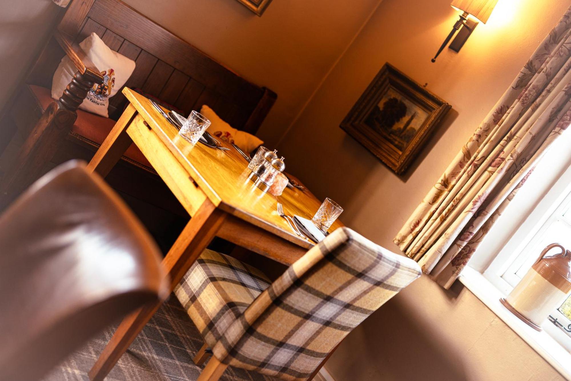 מלון Gilling East The Fairfax Arms מראה חיצוני תמונה